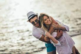 علامات الحب عند الرجل متعدد العلاقات