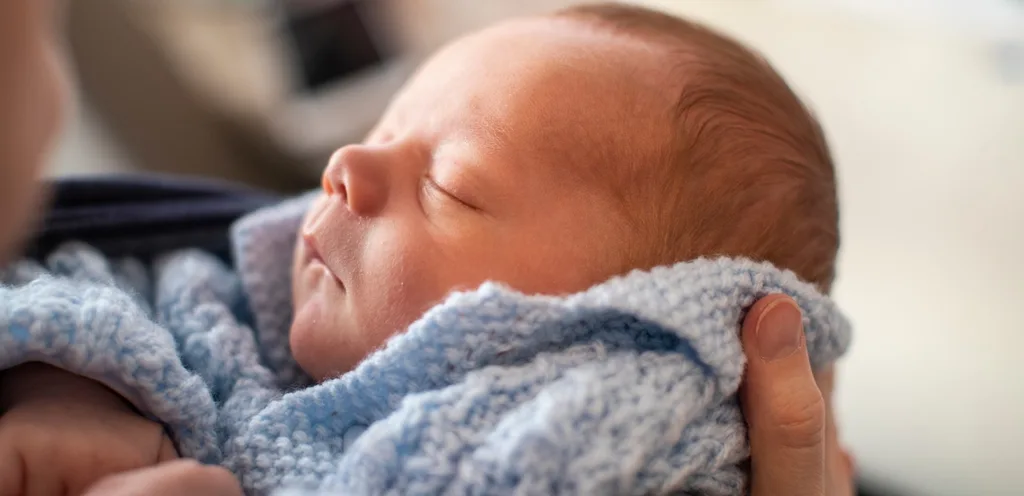 ما هو الارتجاع المريئي الصامت عند الرضع؟