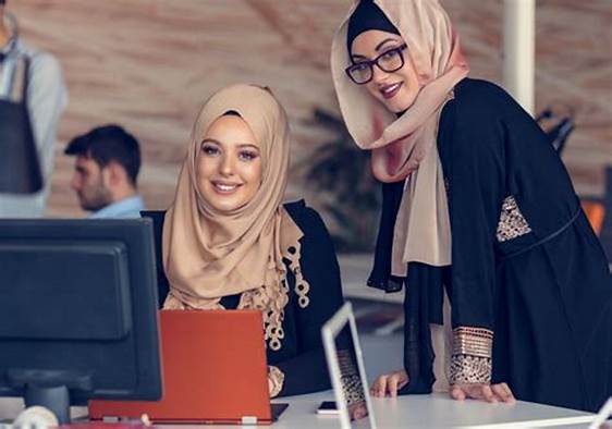 المرأة بين التعليم والعمل في الاسلام